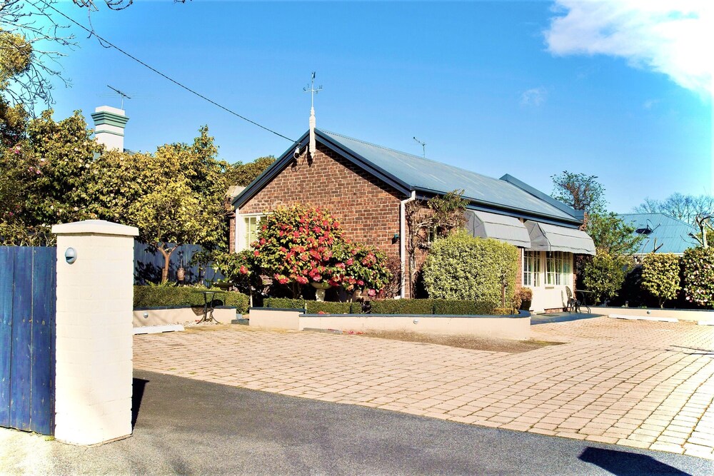 Kurrajong House Launceston 44/50