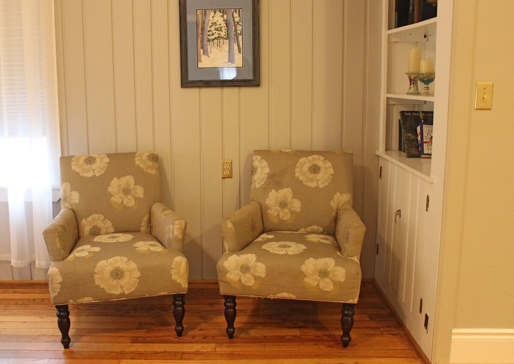 William Henry Miller Inn 28/50