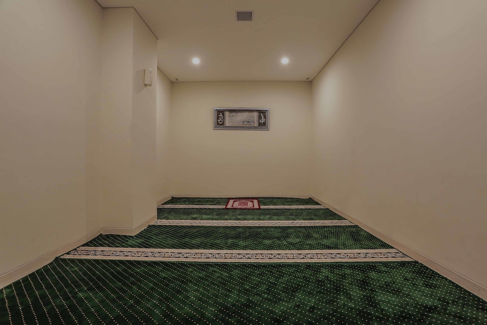 Primebiz Hotel Surabaya 6/74