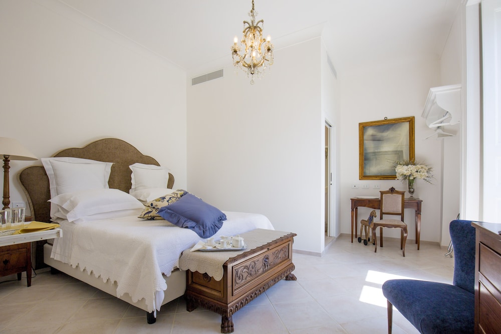 Palazzo Cacace 13/50