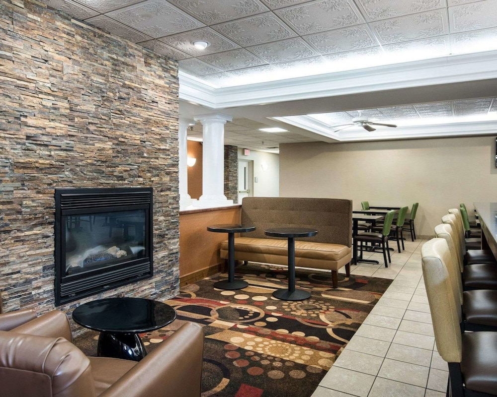 Comfort Inn & Suites Lavale - Cumberland 32/45