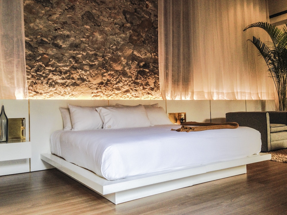 Meson de Santa Rosa Luxury Hotel 32/70
