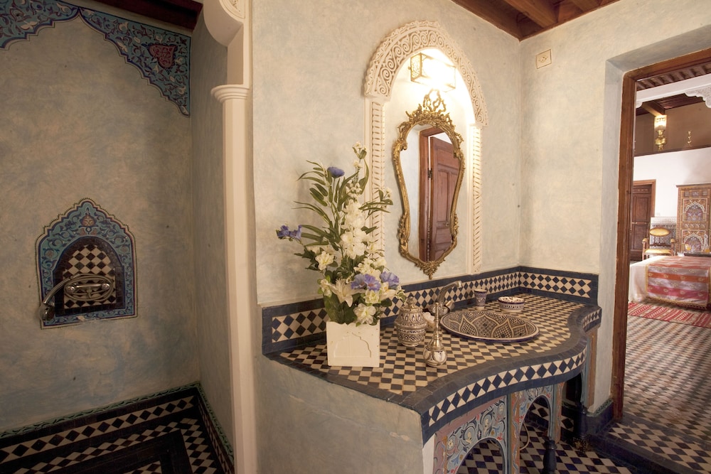 Riad Kettani 2/66