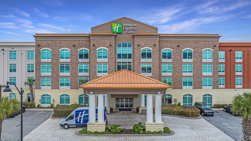 Holiday Inn Express Hotel And Suites Charleston Arpt Conv Ctr Area 3/67
