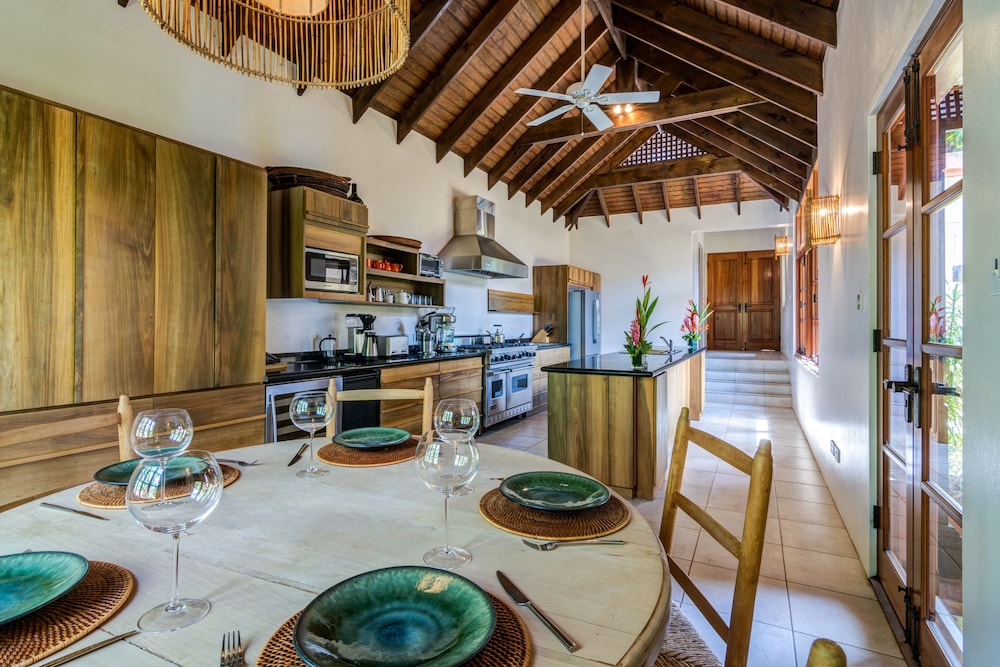 Calabash Luxury Boutique Hotel 41/46