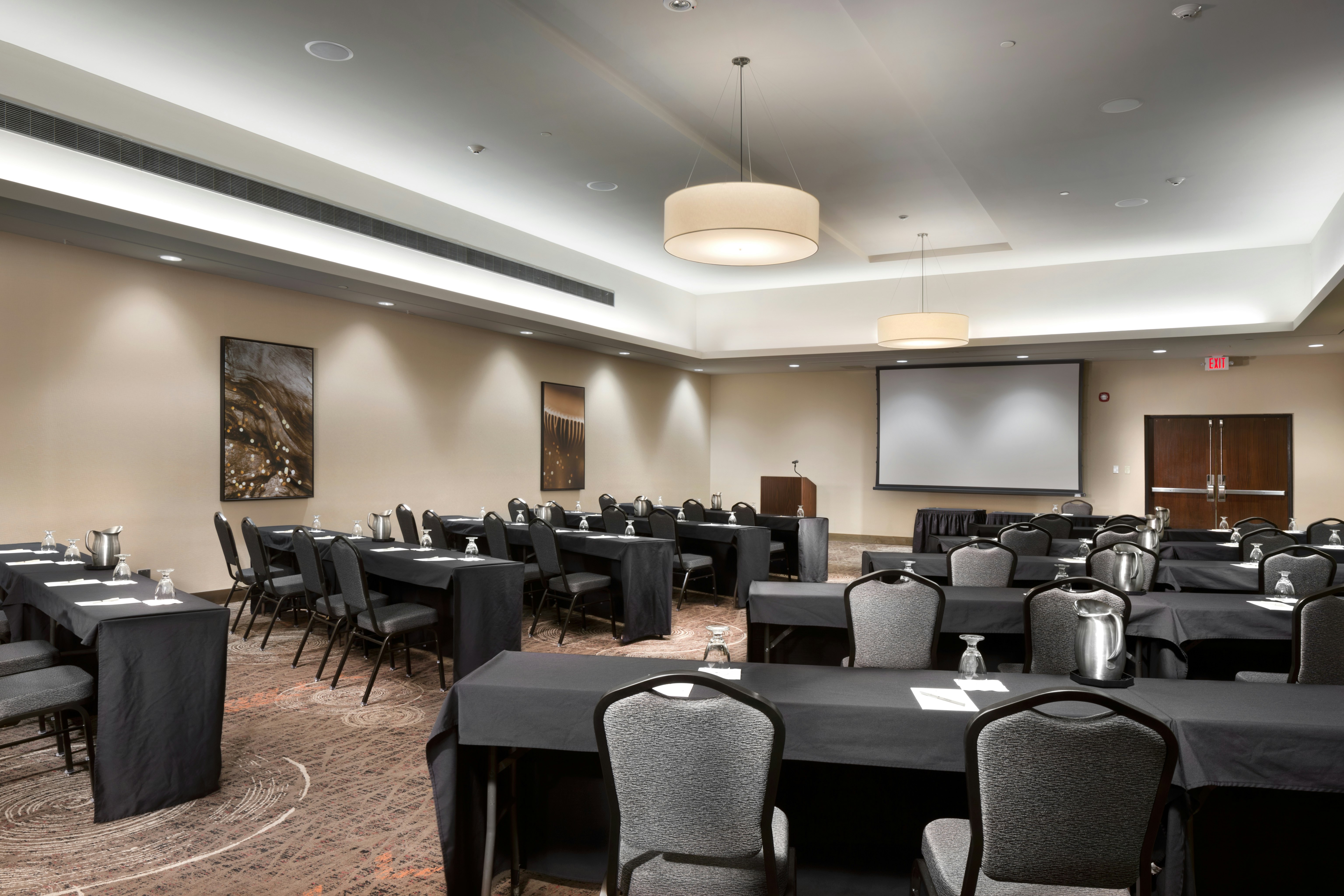 Doubletree By Hilton Hotel Lawrence 14/22