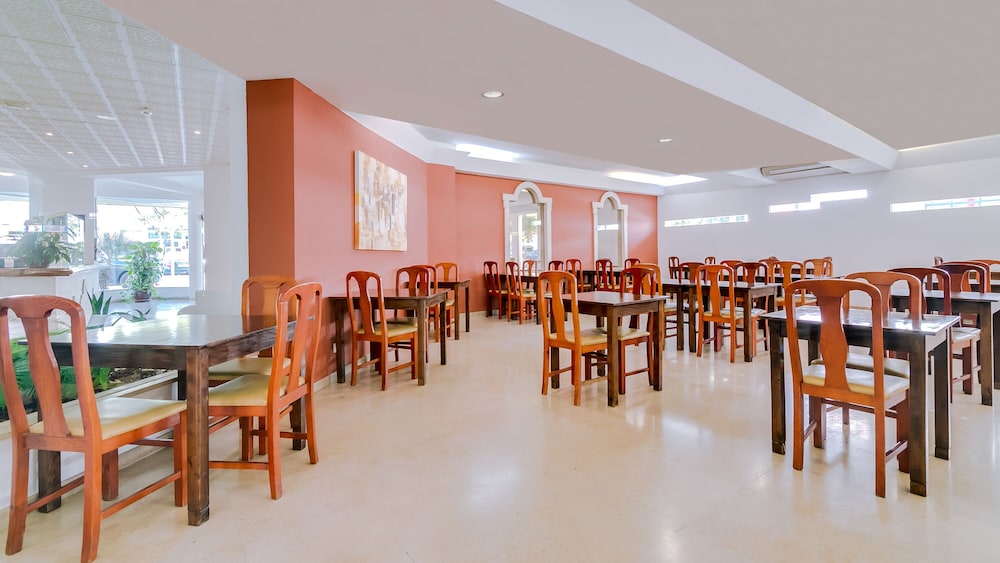 Atismar Hotel 34/50
