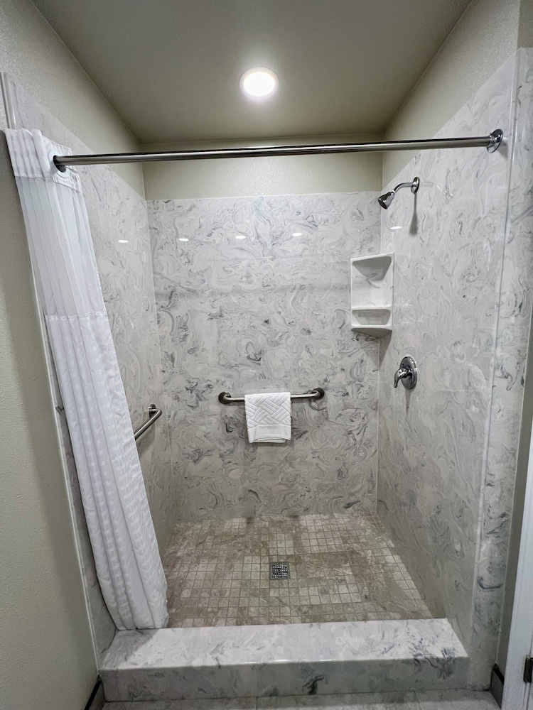 Travelers Inn Eugene University 44/51