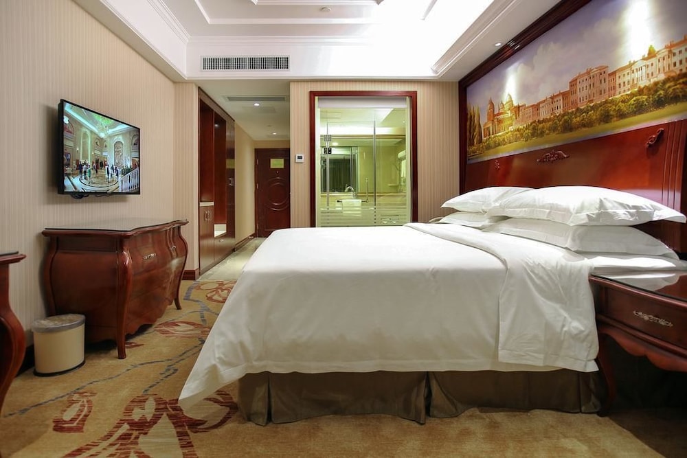 Vienna 3 Best Hotel (Guangzhou Convention & Exhibition Center Chigang Road) 11/55