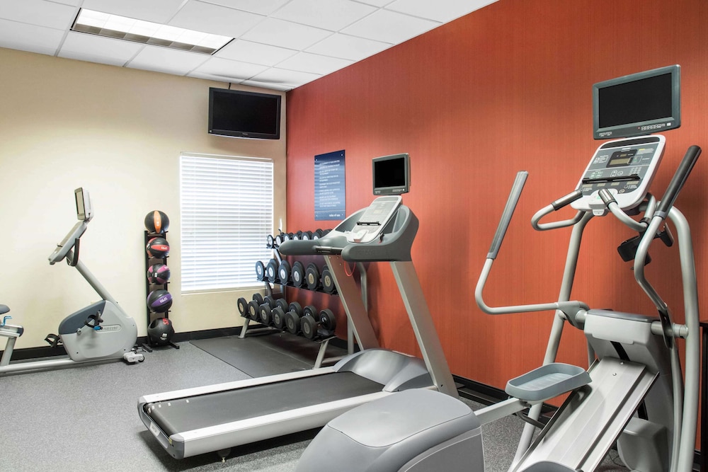 Hampton Inn Douglas 23/50