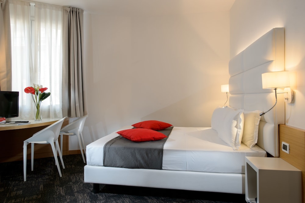 ELITE HOTEL RESIDENCE 31/69