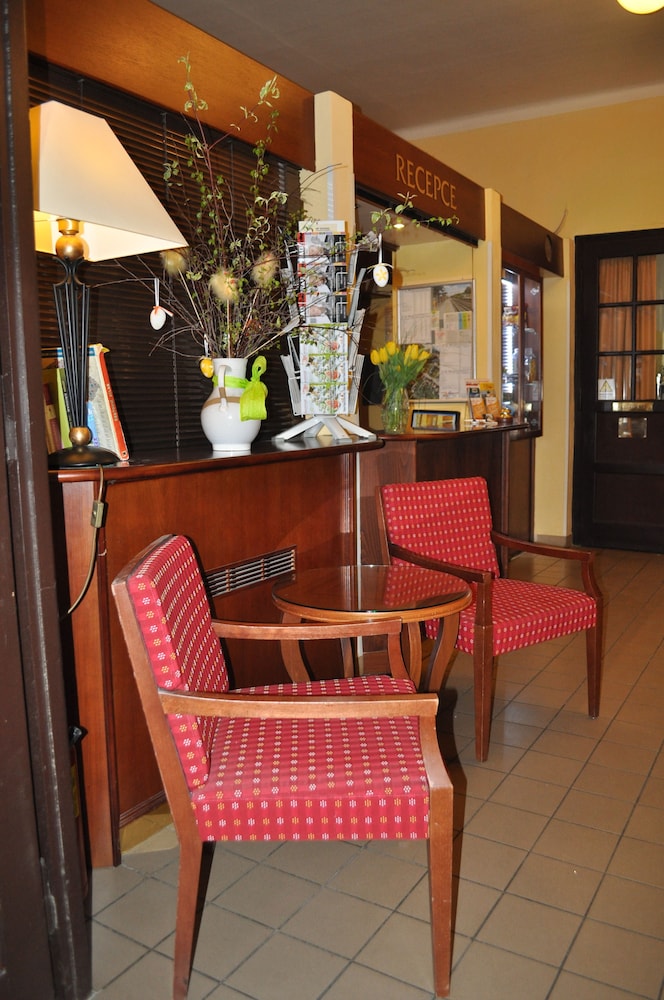 Hotel Svornost 40/72