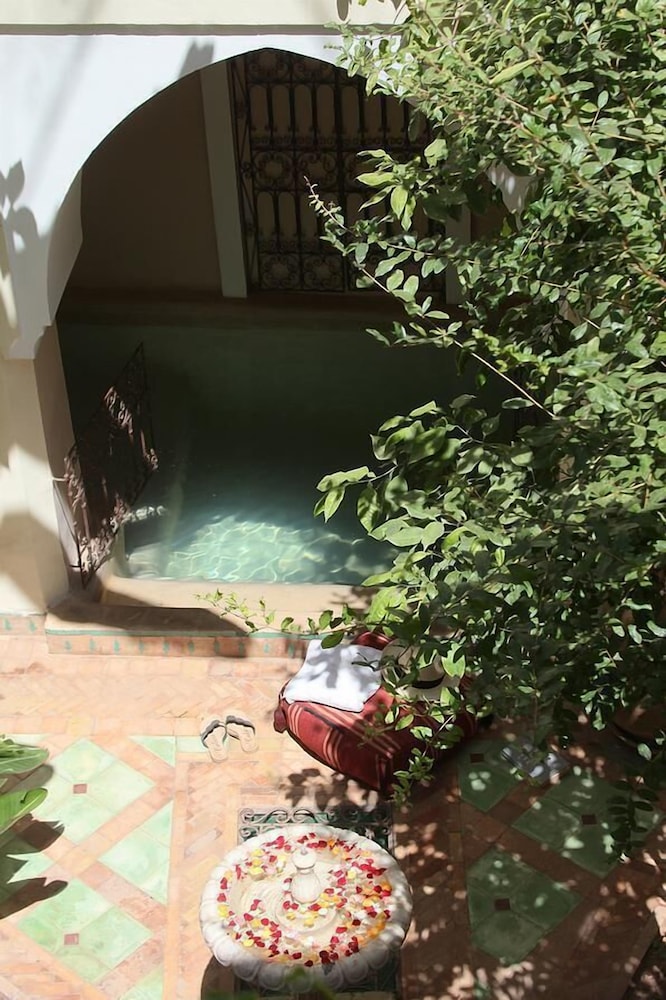 Riad El Youssoufi 40/45