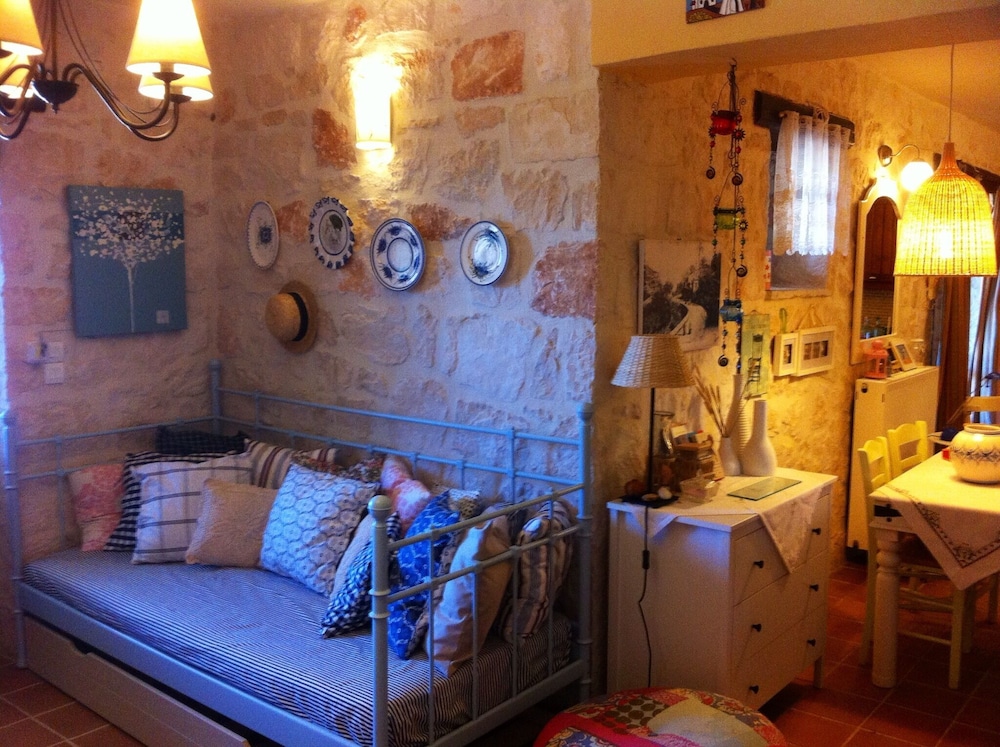 Alegria Villas 33/48