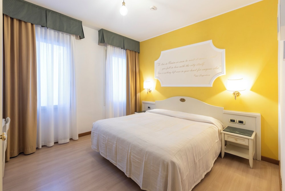 غرفة كلاسيكية بسرير مزدوج، Hotel Ca Tron 4/10
