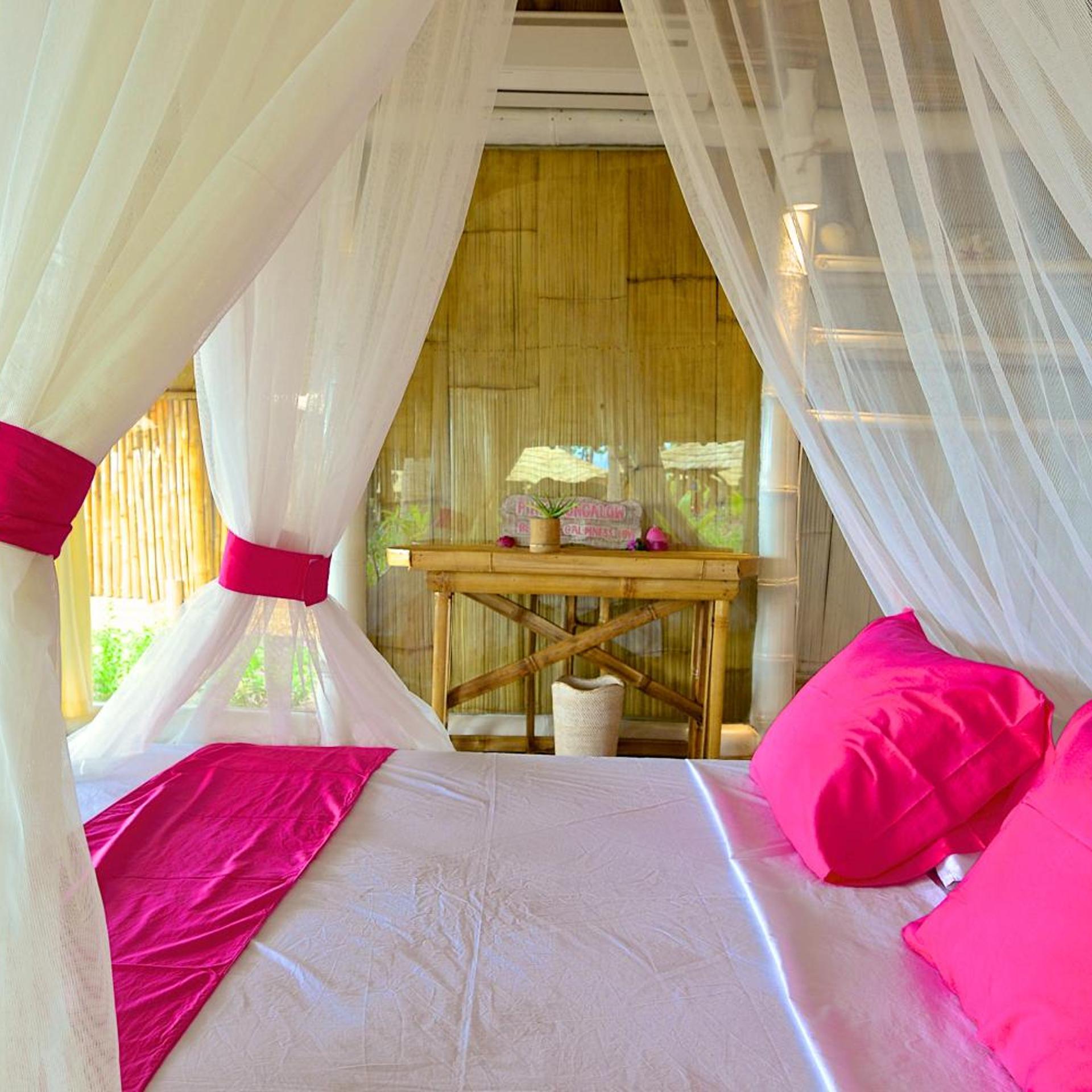 Bungalow, Beach Front