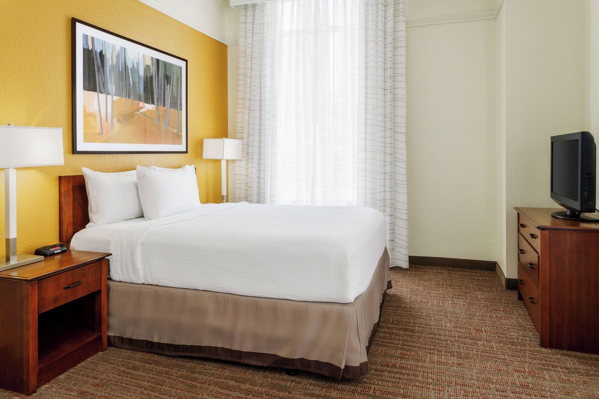 1 Bedroom, Suite