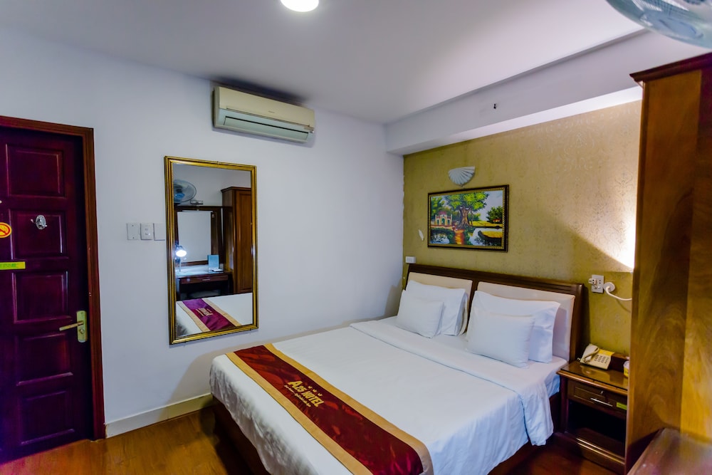 Lantern Hotel 19/57
