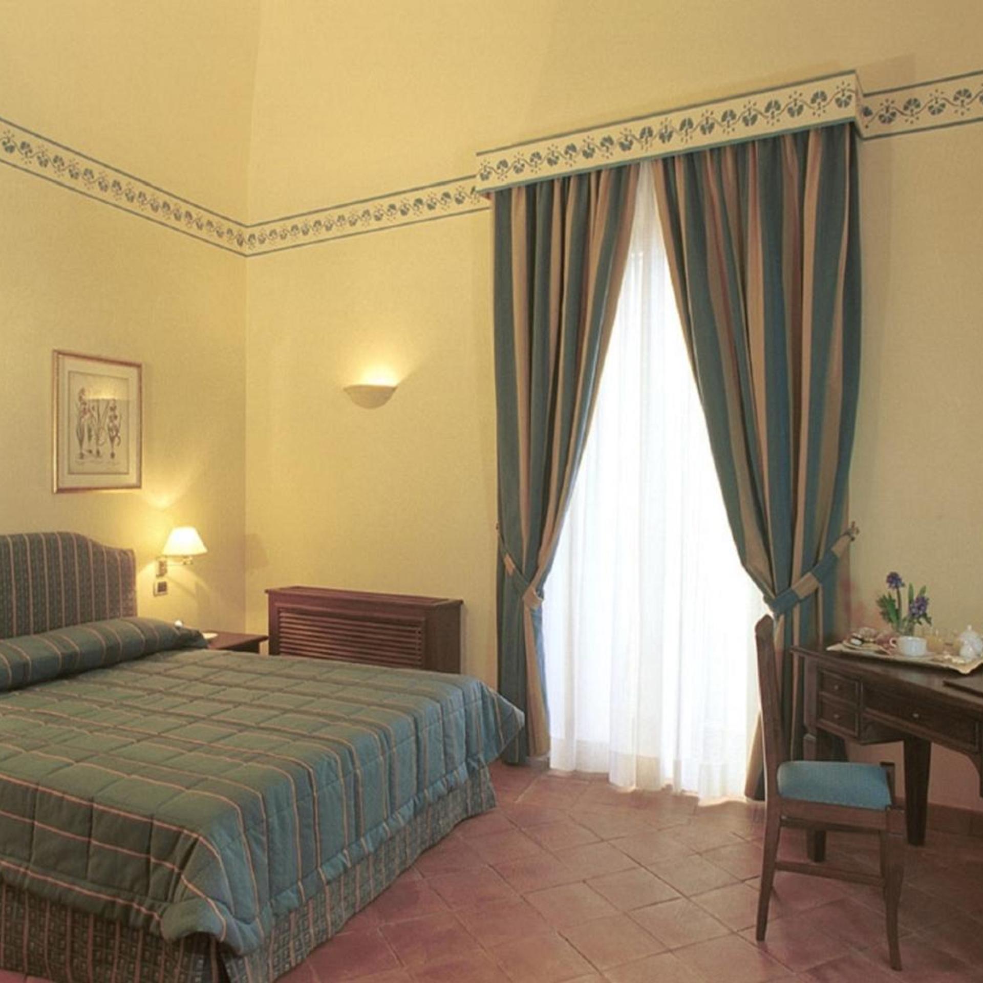 STANDARD, DOUBLE BED