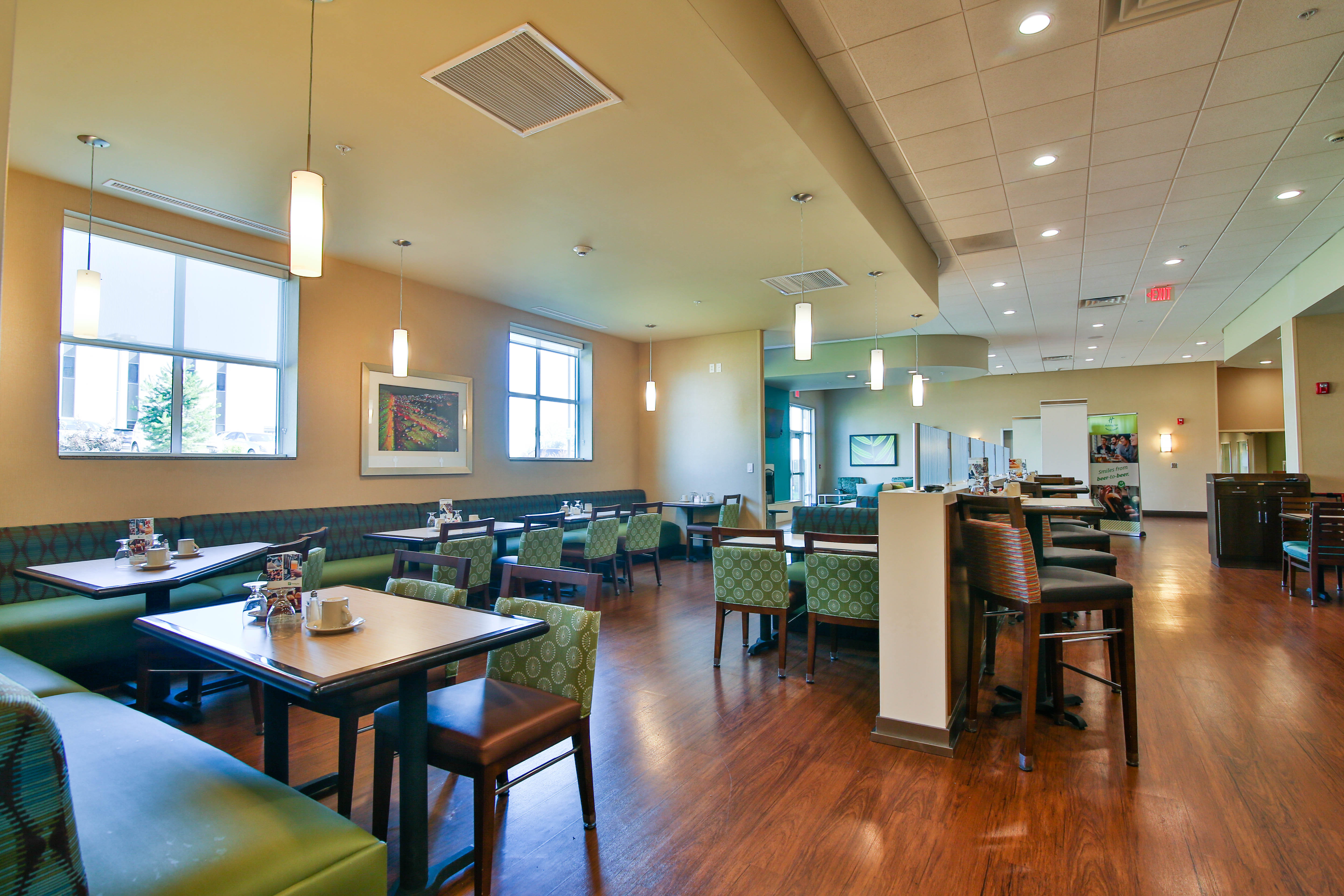 Holiday Inn Bismarck 50/70