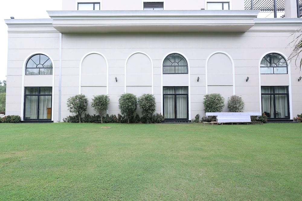 Polo Hotels, Agartala 59/64
