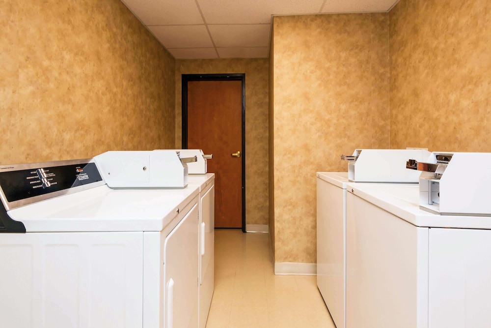 La Quinta Inn & Suites by Wyndham Kennewick 30/63