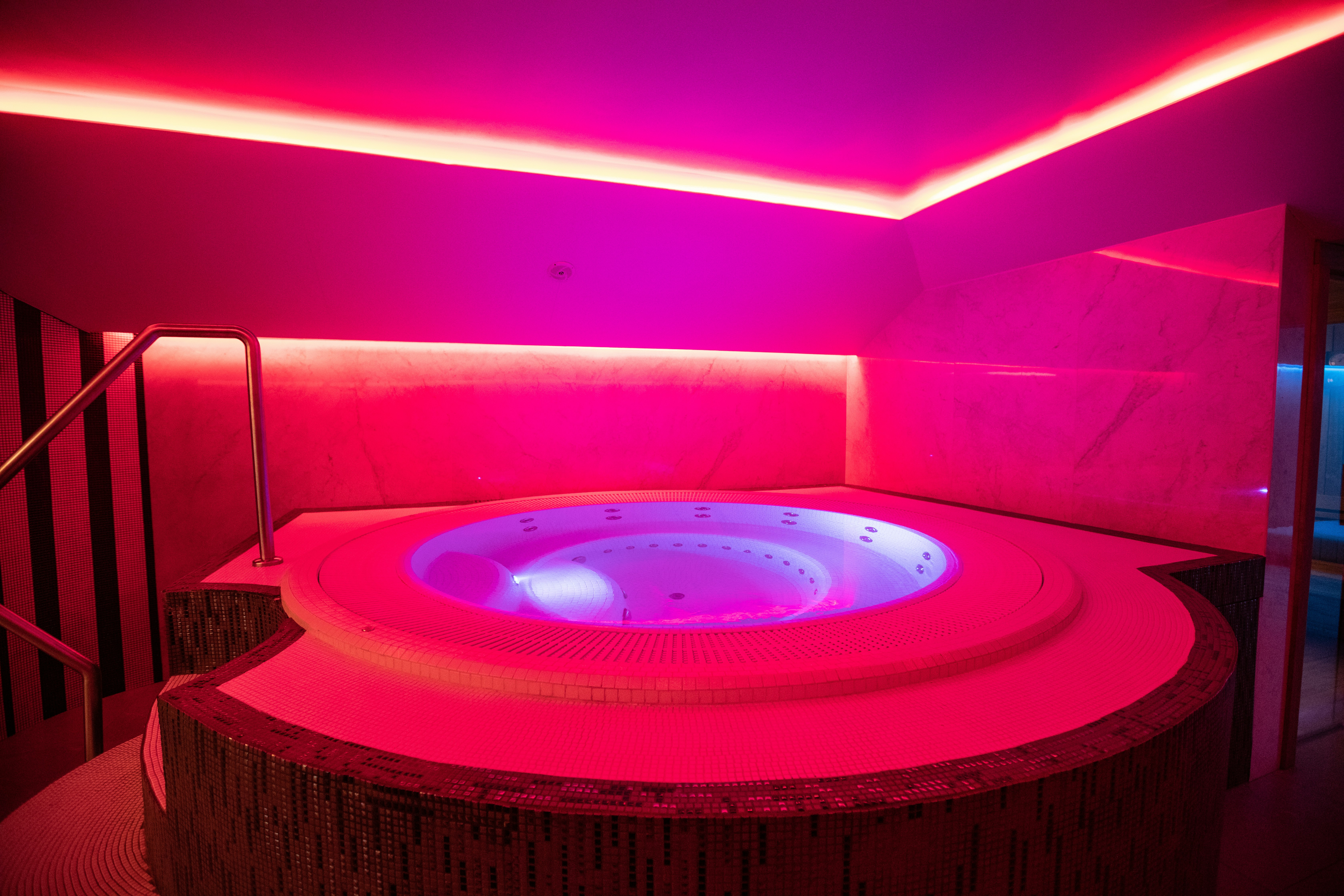 Tresor Le Palais Timisoara, Curio Collection by Hilton 34/61