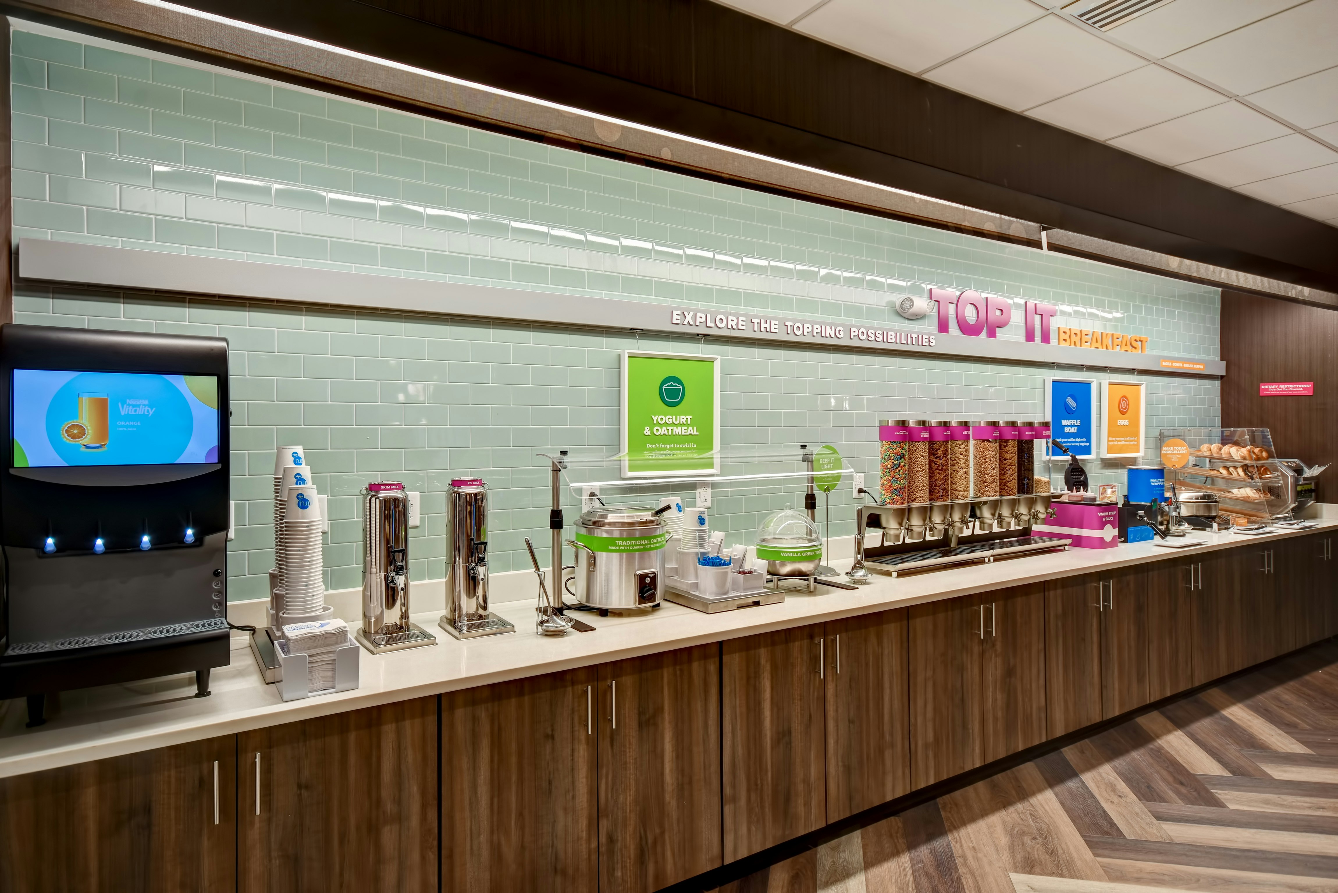 Tru By Hilton Raleigh Durham Airport 10/51