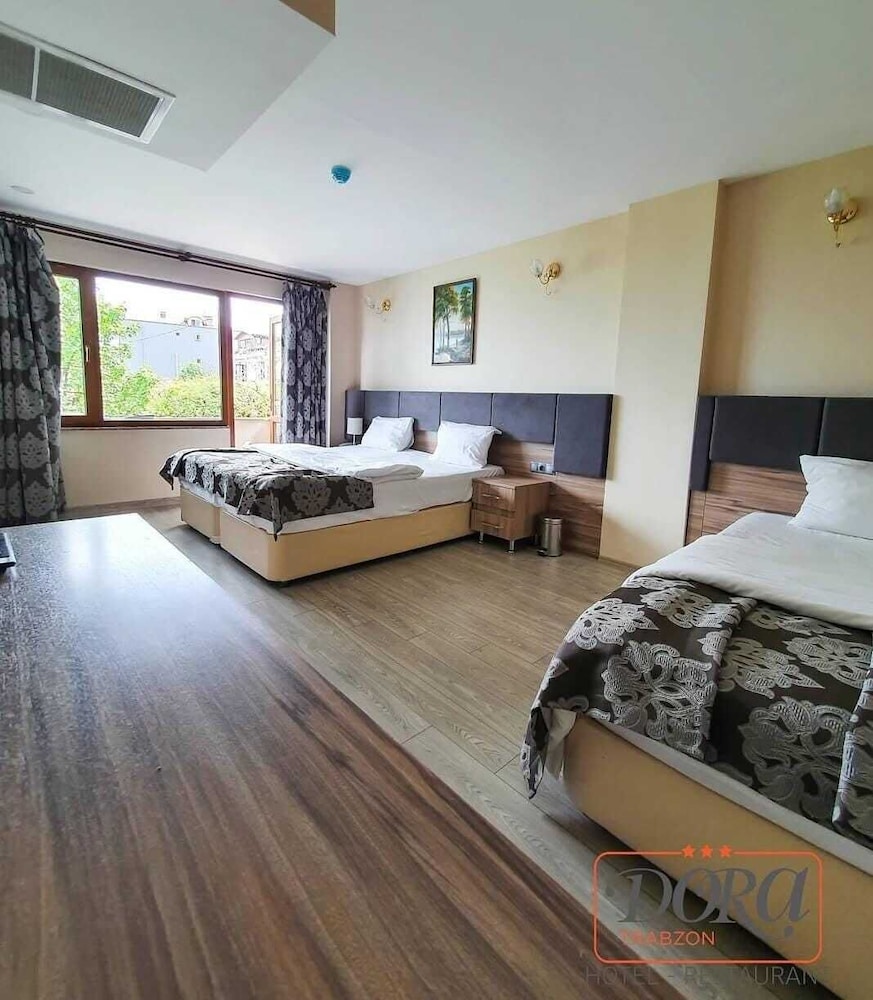 Dora Hotel 19/48