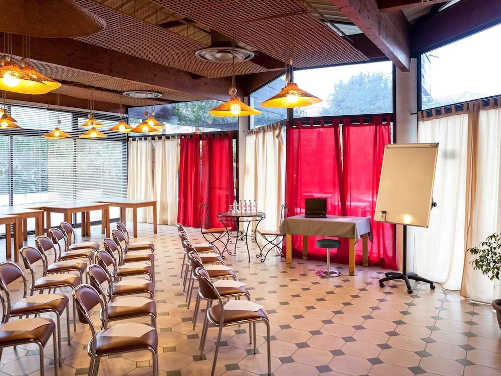 IBIS BUDGET SAINT CHRISTOL LES ALES 35/50
