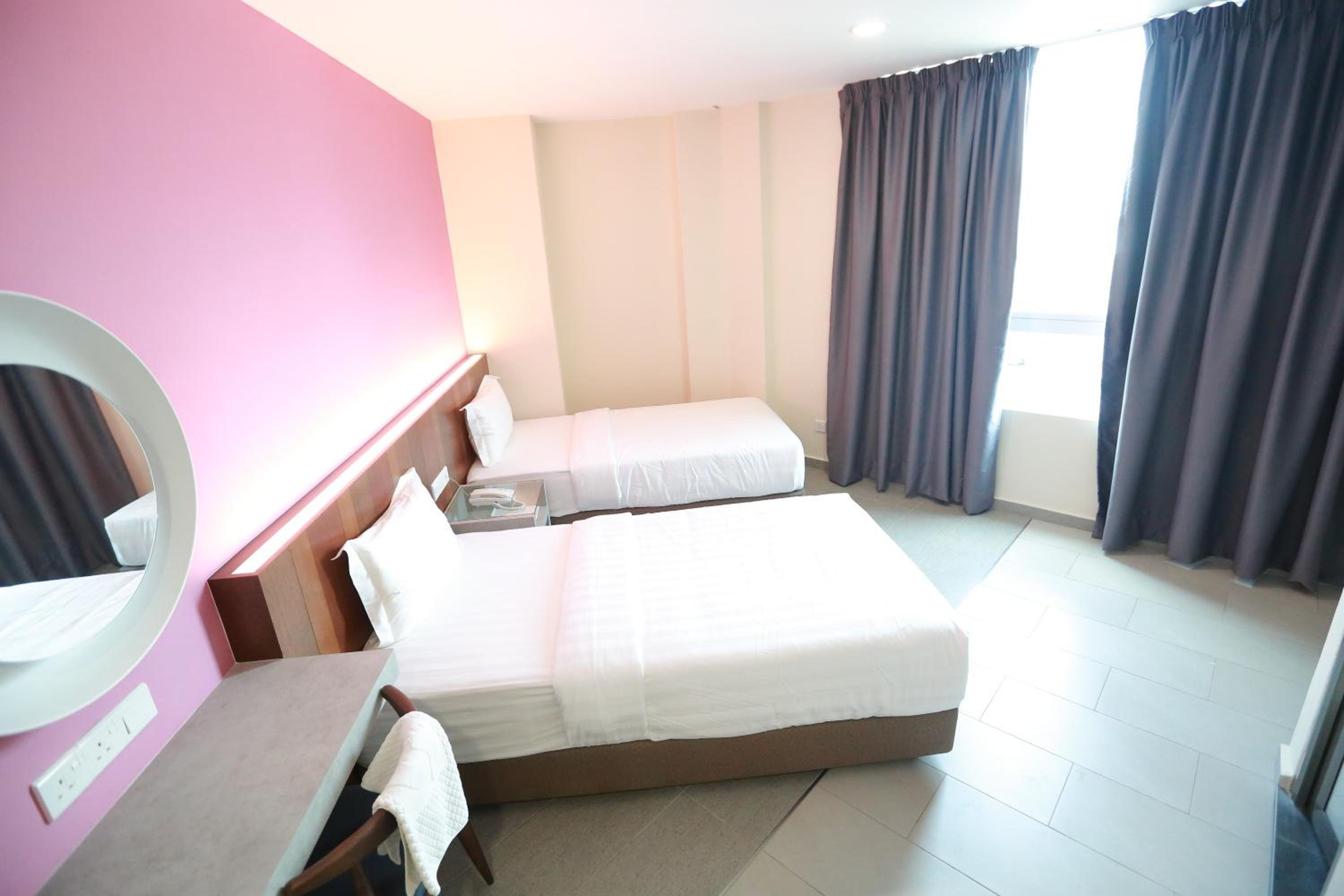 غرفة ديلوكس عائلية، Pantai Regal Hotel 2/10