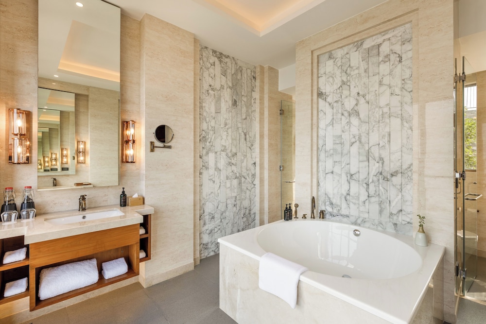 Dusit Thani Himalayan Resort 61/61