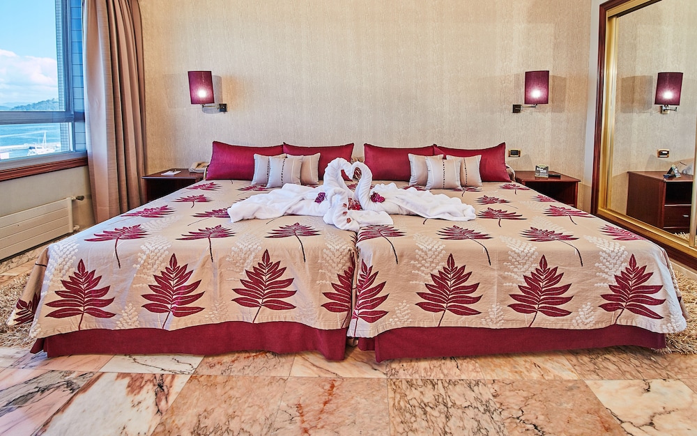 Hotel Bahia de Vigo 22/37