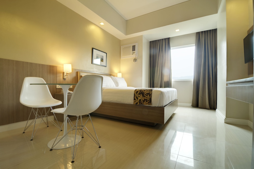 Zerenity Hotel Suites 17/28