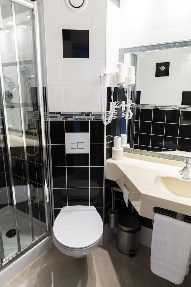 Hotel Bagatelle Paris Nord Roissy 34/37