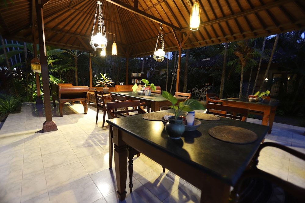 BUMI AYU BUNGALOWS 45/66