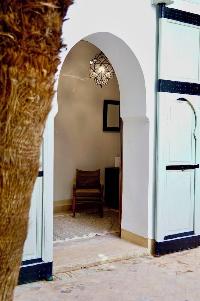 RIAD TZARRA 9/49