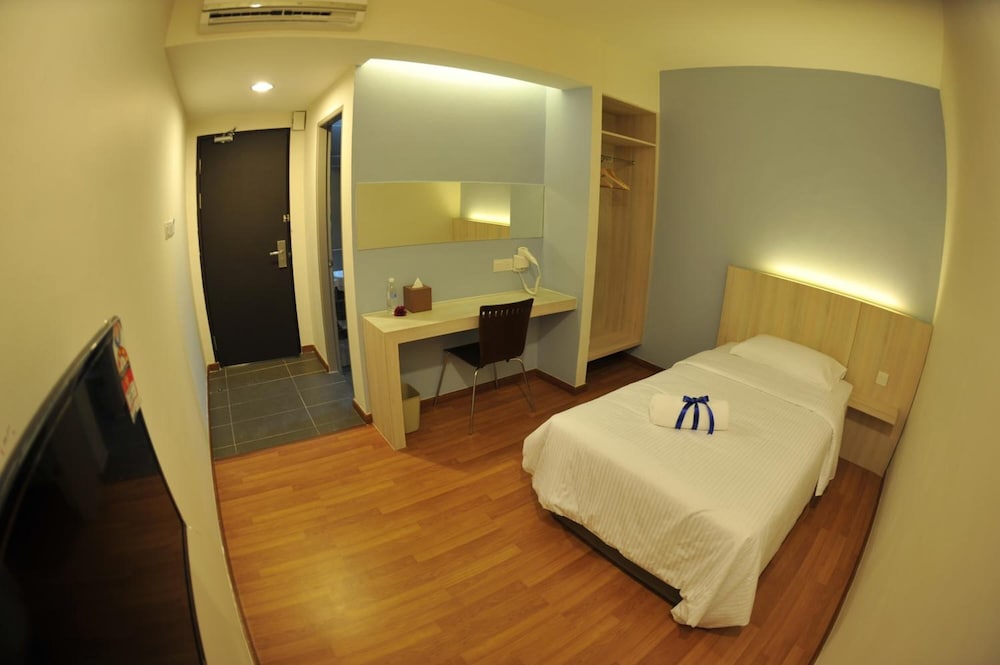 Inn86 18/33