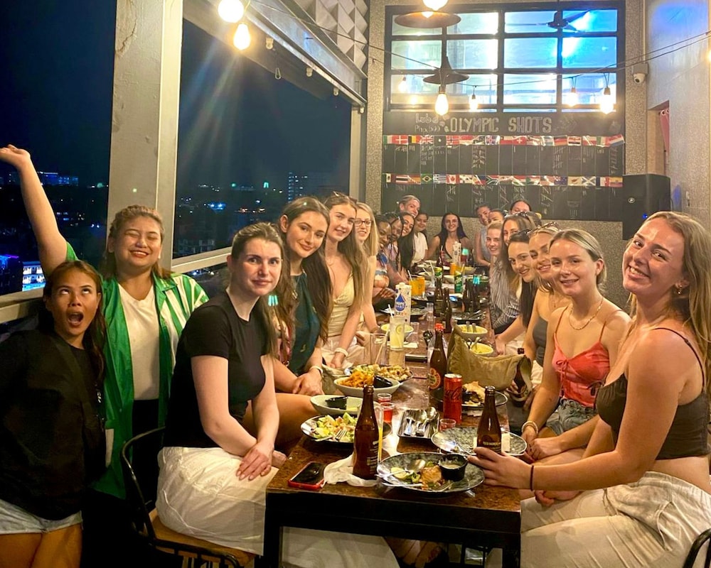 Lub d Manila Makati 57/72