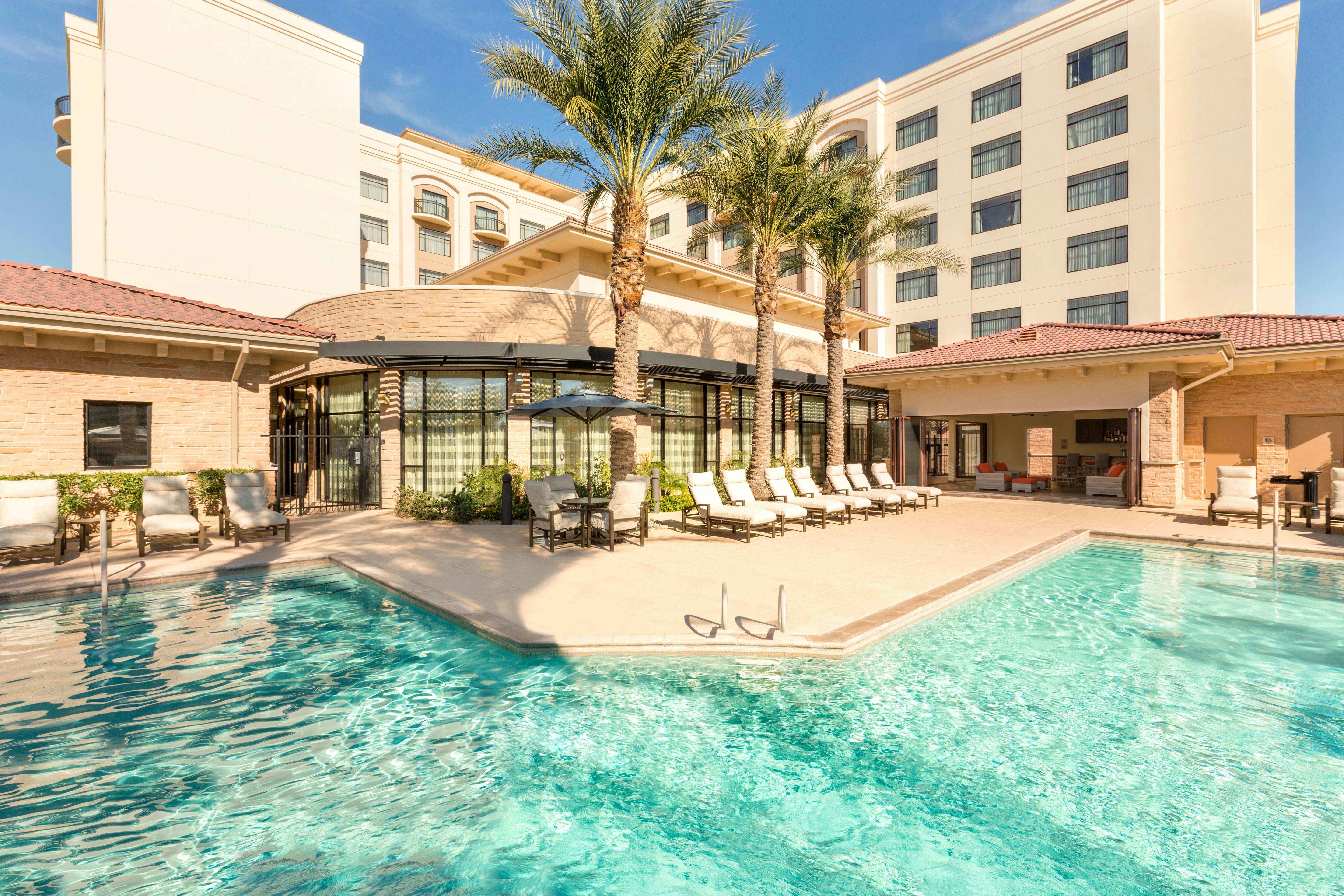 Hilton Phoenix Chandler 80/82