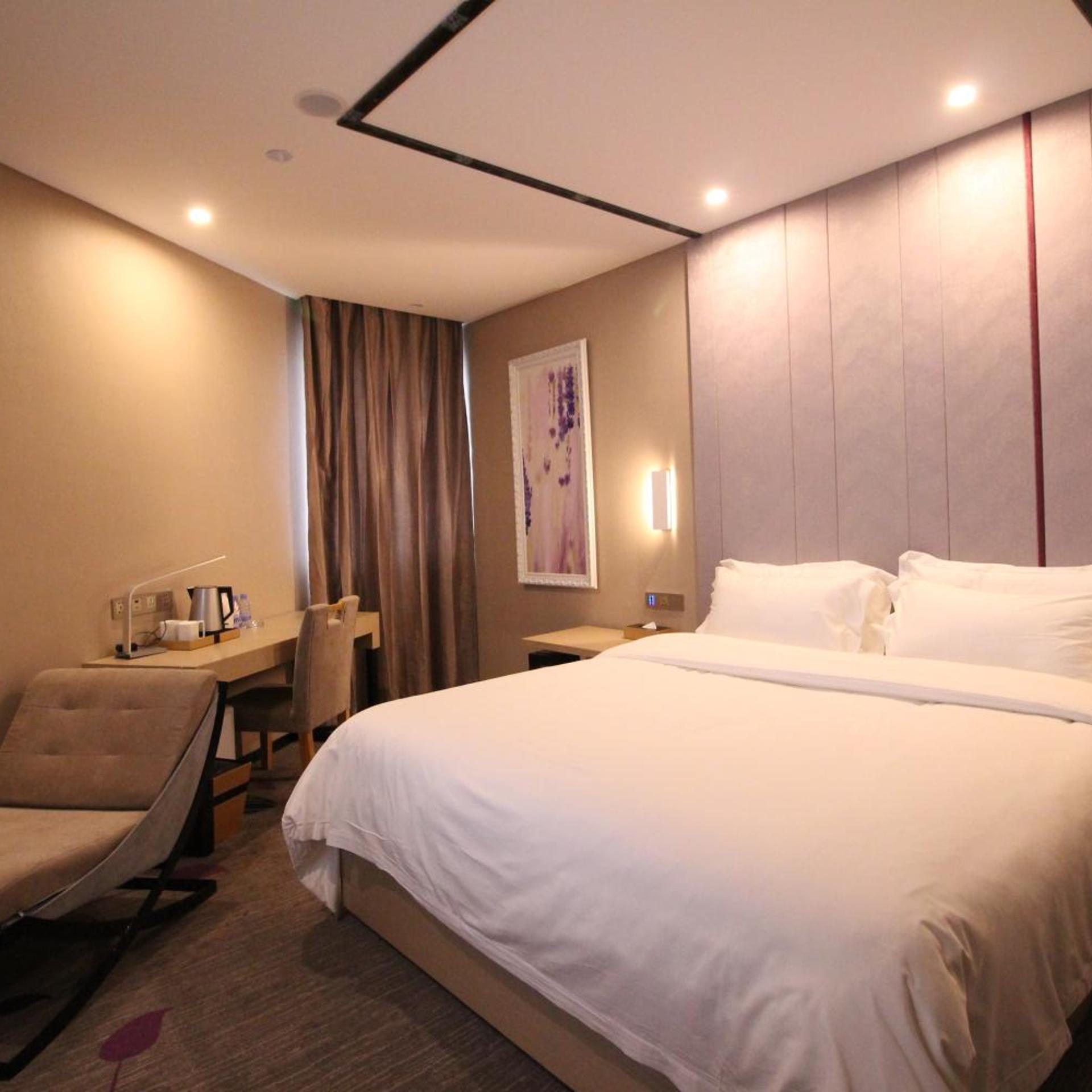Lavande Hotel (Nanchang Aixihu East Metro Station) 8/25