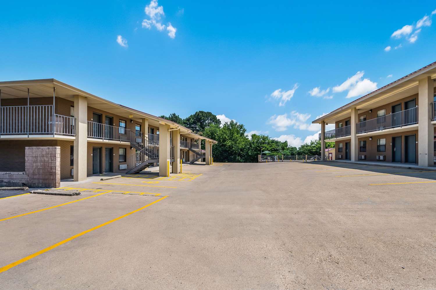 Quality Inn and Suites Hot Springs Lake Hamilton 9/11