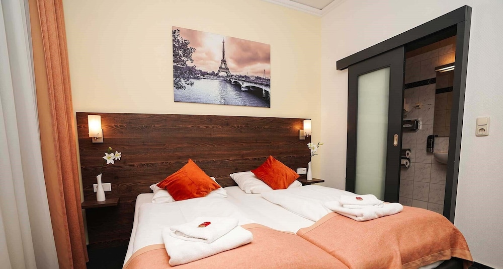 Hotel Little Paris 19/59