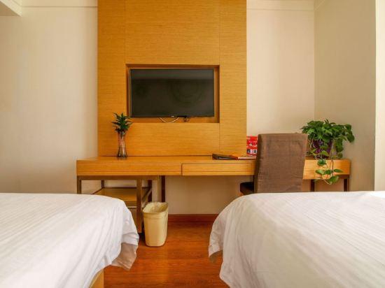 BUSINESS, TWIN BEDS