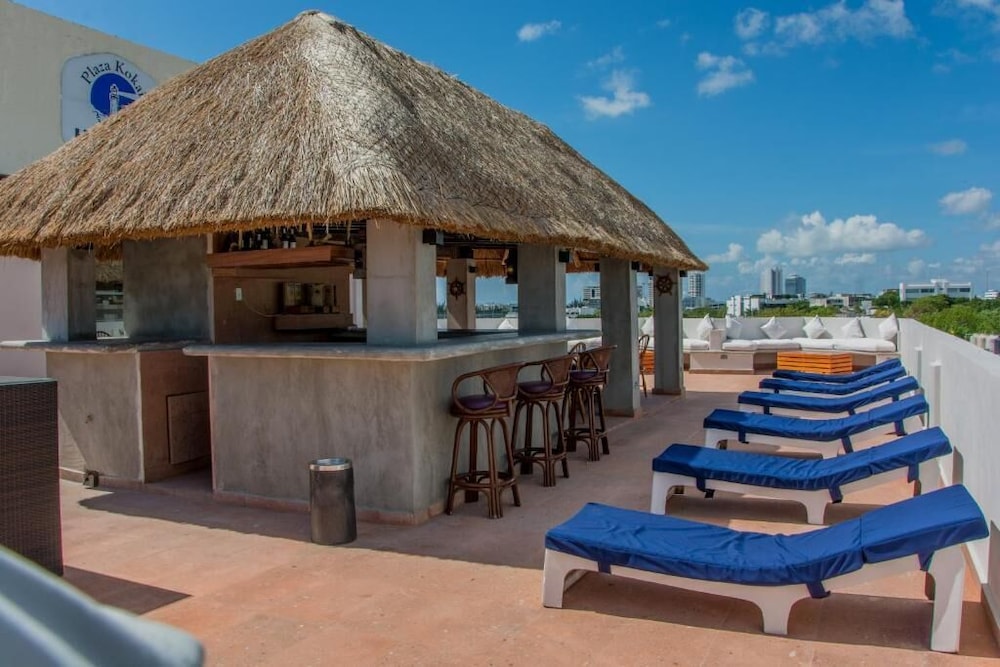 Hotel Plaza Kokai Cancun 62/65