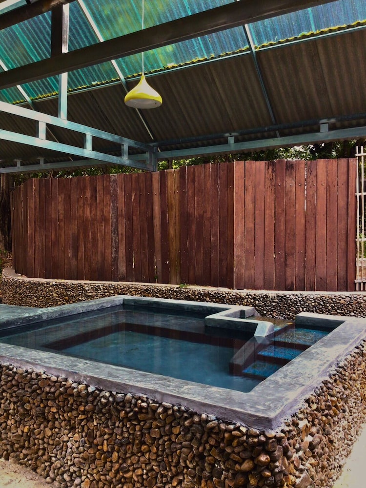 Pai Hotsprings Spa Resort 23/49