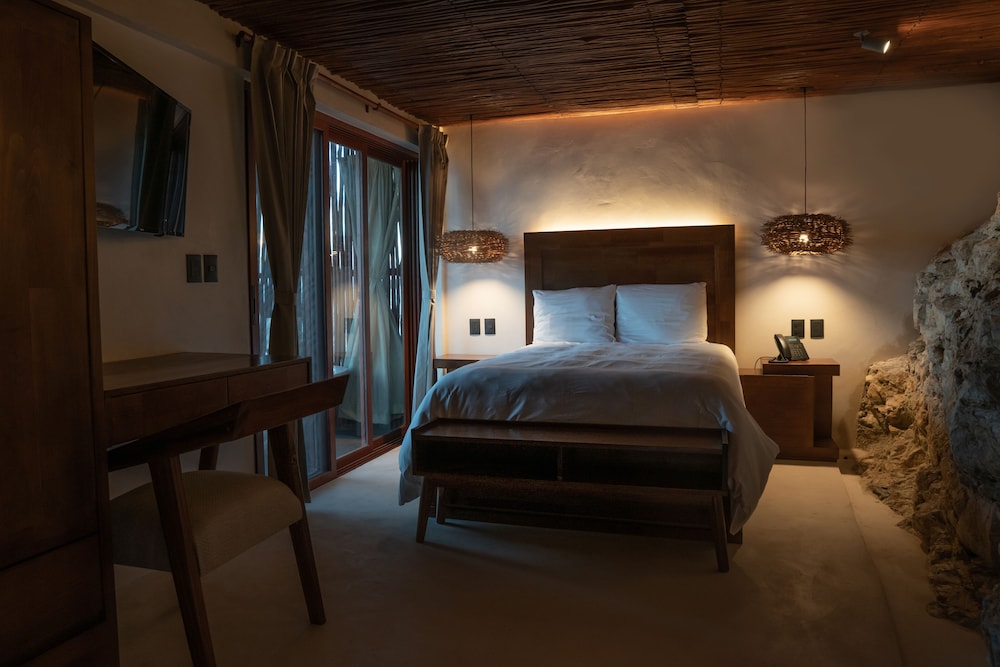 Hotel Puerta Del Cielo 2/52