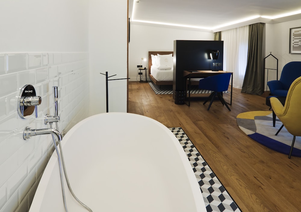 جناح جونيور بسريرين منفصلين، Hotel One Shot Reina Victoria 9/9