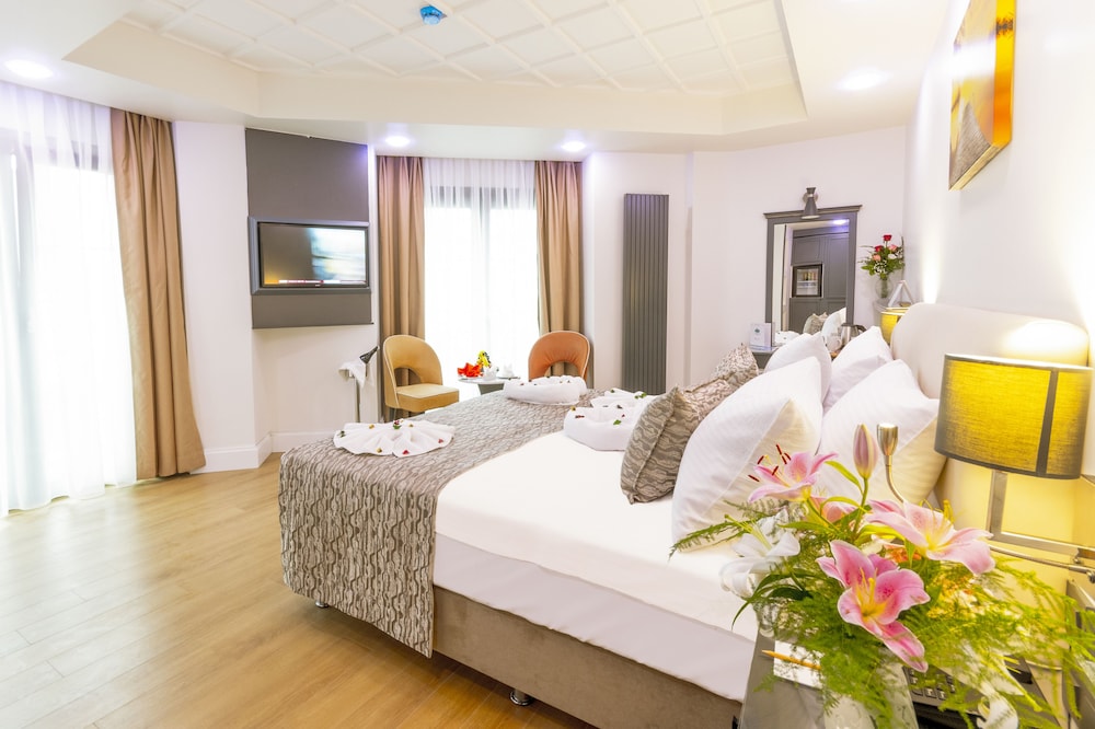 Antusa Design Hotel and Spa 16/65