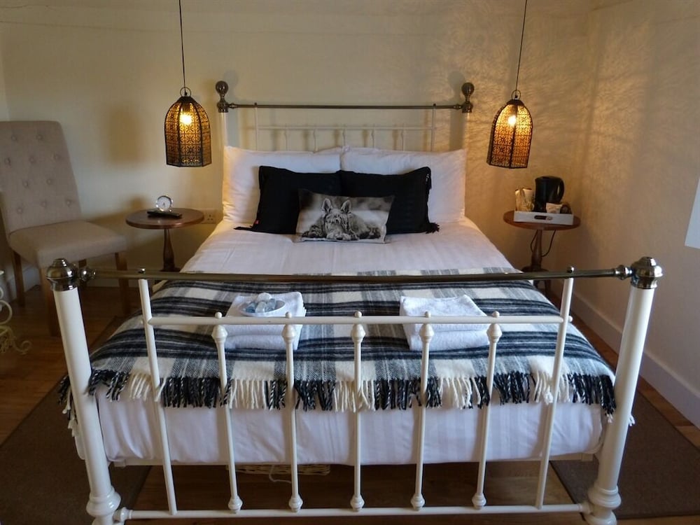 The Green Man Boutique Hotel 7/25